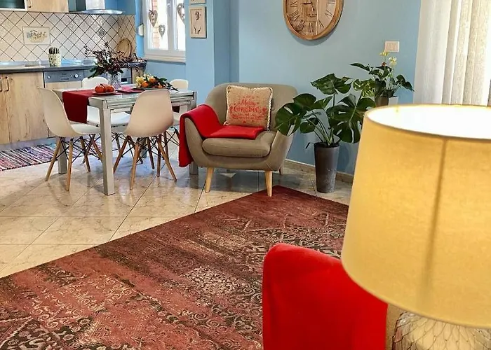 Tirana_cliche_apartment * ティラナ